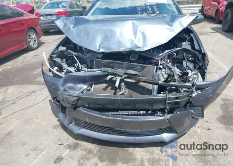 2015 Toyota Corolla Le z USA, uszkodzony, nr VIN 2T1BURHE0FC306499